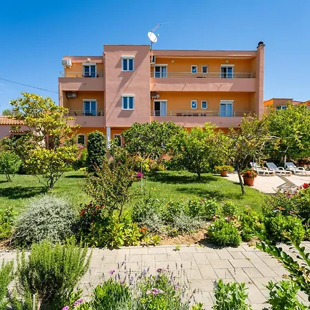 Bonex-5 By Interhome