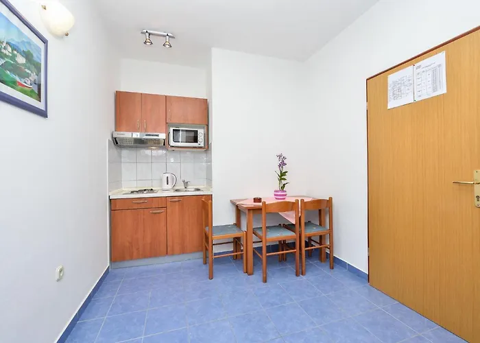 Bonex-5 By Interhome