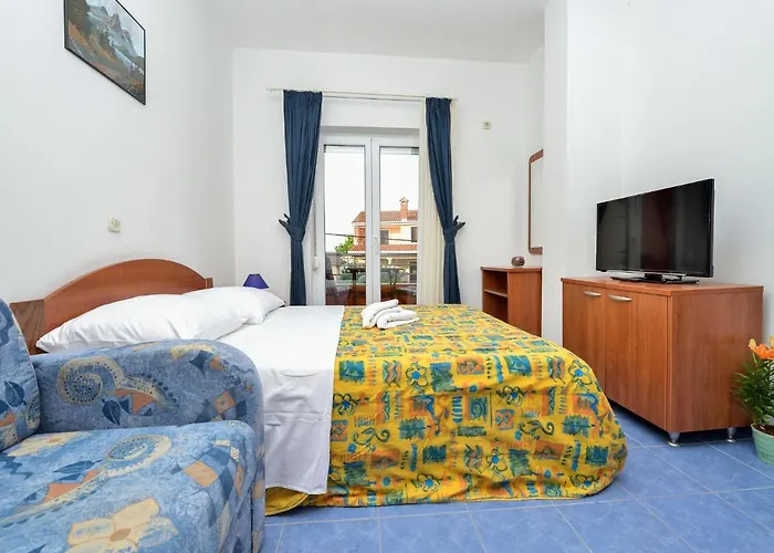 Appartamento Bonex-5 By Interhome