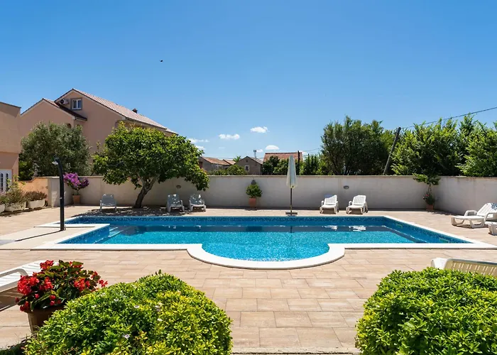 Bonex-5 By Interhome *